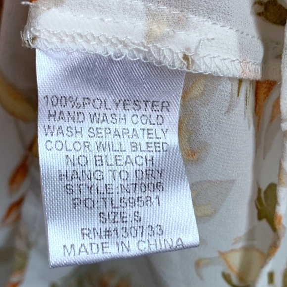 Umgee Women's Top Size Small Floral Sheer Blouse with Fall Flowers - Picture 2 of 6